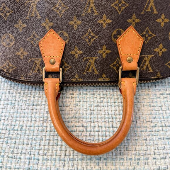 Louis Vuitton Alma PM Monogram Canvas Satchel โ Vintage 2004 โ Excellent Conditi - Picture 10 of 16